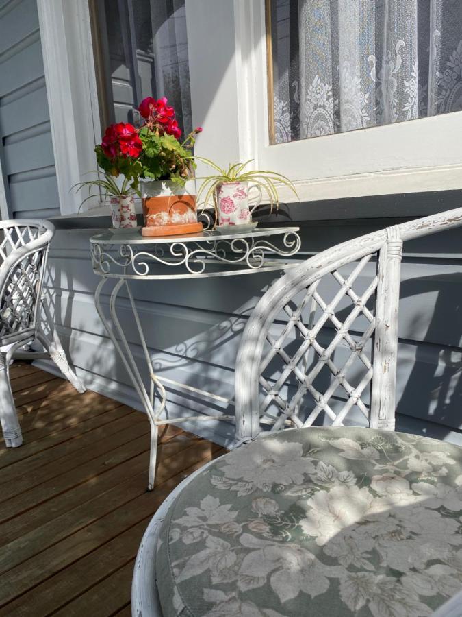 Wee Blue Bnb- Central Cosy Villa Тимару Экстерьер фото